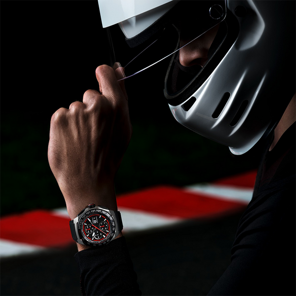 TAG Heuer Formula 1
Chronograph
Automatic, 44 mm, Titanium