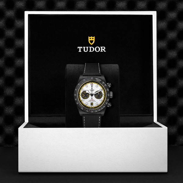 Tudor Black Bay ChronoManufacture Calibre MT581342mm black carbon composite caseWhite dial