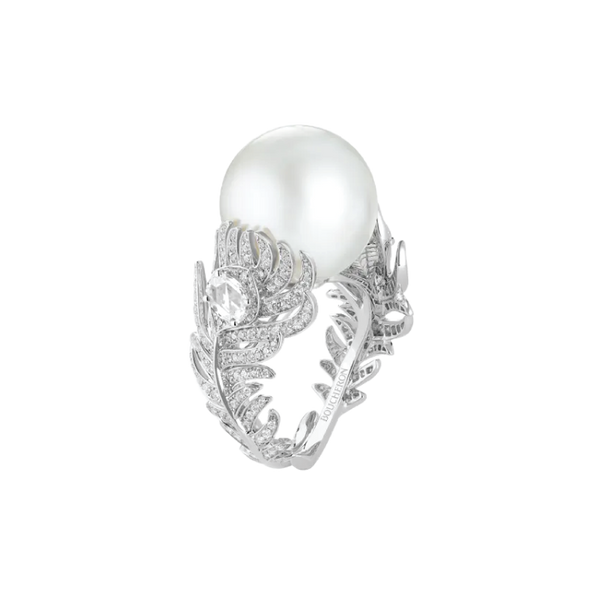 Boucheron Plume de Paon ring 52