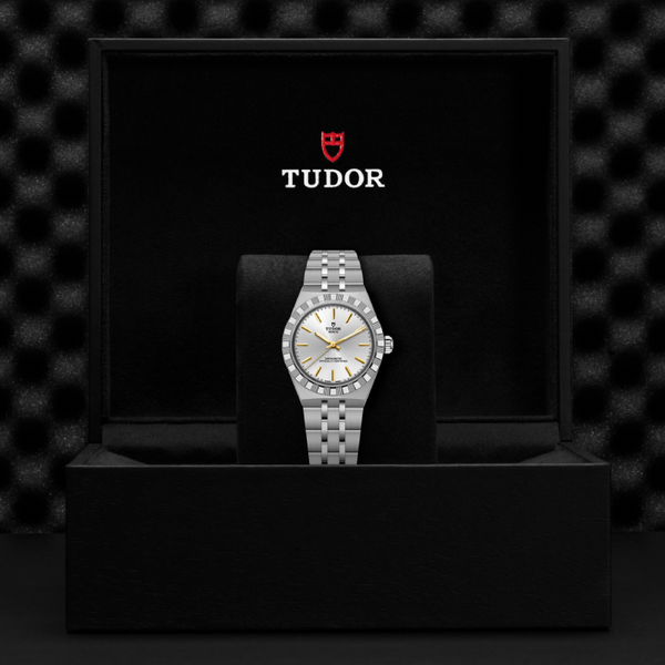 TUDOR RoyalManufacture Calibre MT520130mm steel caseSilver dial