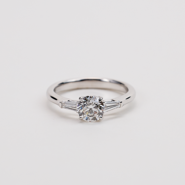 White Gold Diamond Ring 54
