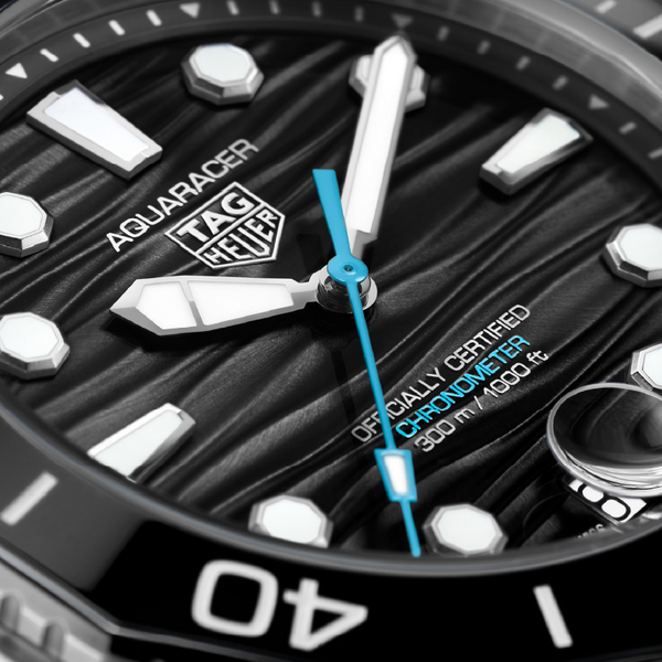 TAG Heuer AquaracerProfessional 300 DateAutomatic, 42 mm, Steel