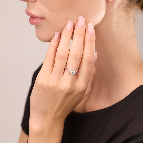 White Gold Diamond Ring 54