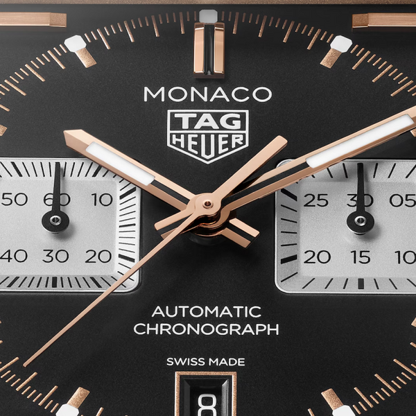 TAG Heuer Monaco ChronographAutomatic, 39 mm, Titanium & 18K 5N rose gold