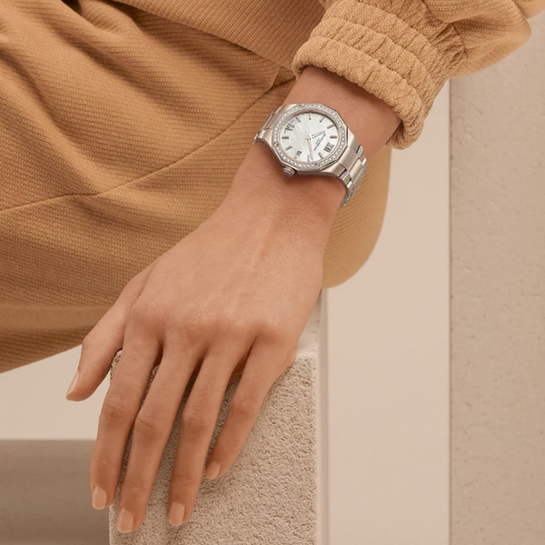 Baume et Mercier RivieraQuartz, Date Display Diamond set 36mm