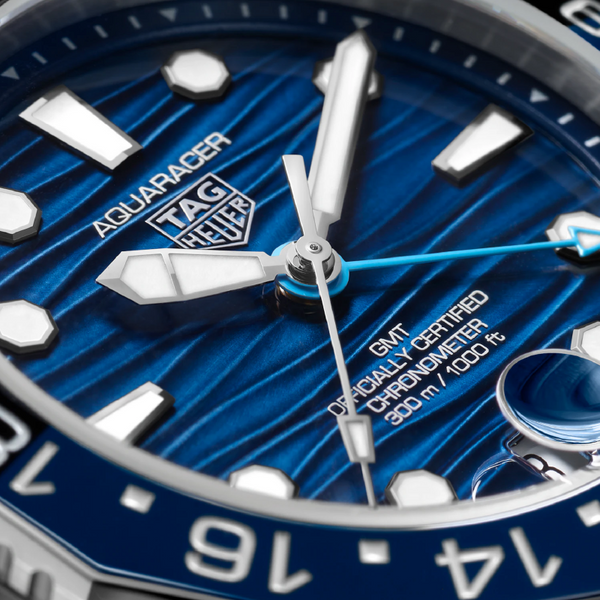 TAG Heuer AquaracerProfessional 300 GMTAutomatic, 42 mm, Steel