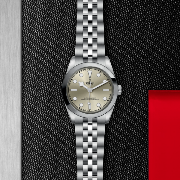 Tudor Black Bay One 31Manufacture Calibre MT520131mm steel caseSteel bracelet