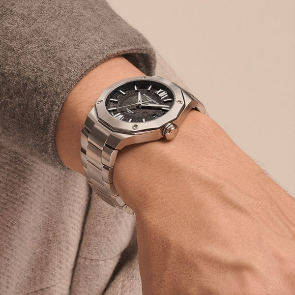 Riviera 10702           AUTOMATIC WATCH, DATE DISPLAY - 42MM